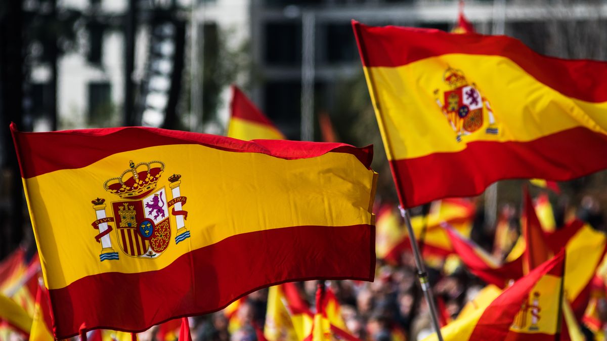 Statisíce Španělů šly znovu do ulic. Protestují proti amnestii